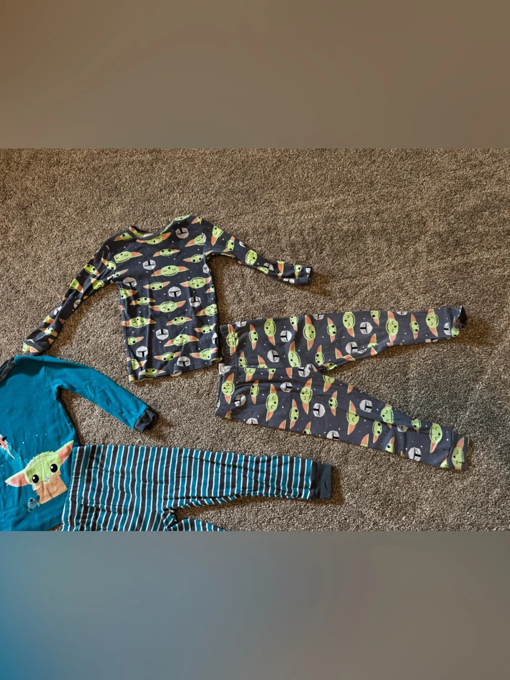 Set of 2 pairs of Star Wars Pajamas PJs Boys Girls 5T Snug fit long sleeve pants